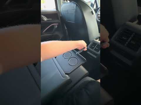 Видео: Был у официалов, посидел в новом Тигуан... самое интересное это столик на заднем ряду...