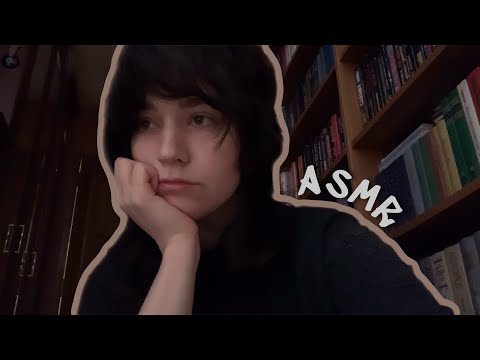 Видео: asmr // 🌿 таппинг + болталка (близкий шепот)