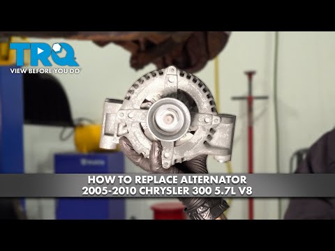 Видео: Как заменить генератор на Chrysler 300 5.7L V8 2005-2010 годов