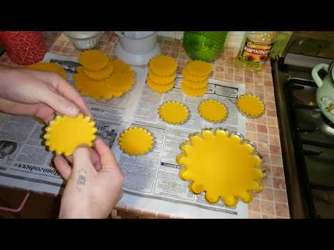 Видео: КАК ПЕРЕТОПИТЬ ЗАБРУС получить воск и разлить по формочкам.