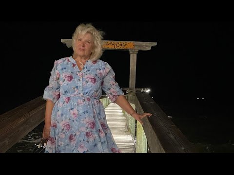 Видео: Флорида 🌴 «Красивый вечер на River Front 🌙 | Yellow Dog Café, Флорида»