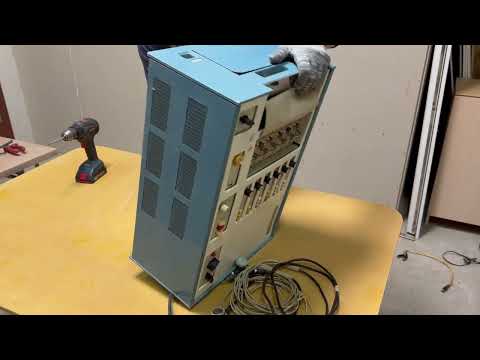 Видео: В разборе Электрокардиограф ЭК6Т-02. Посмотрим, чем нас лечили в 1982 году.