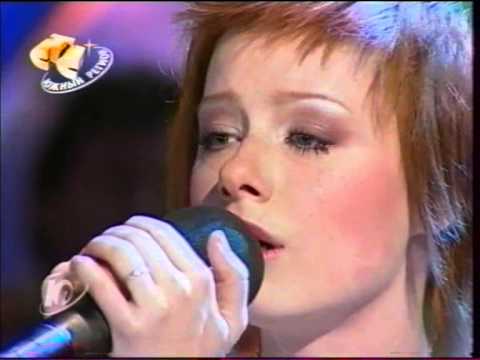 Видео: Юлия Савичева - Не Отрекаются Любя