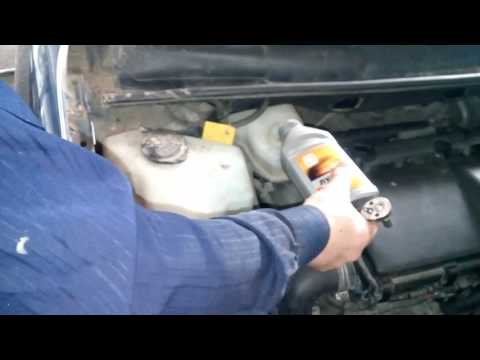 Видео: как прокачать тормоза на PRIUS 20 NHW20, замена датчика ABS