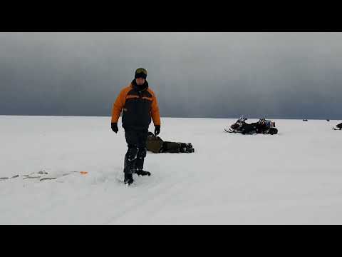 Видео: Камчатка, ловим корюшку в посёлке Октябрьский.