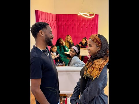 Видео: Когда Хани Пот знакомится с детьми Уэйна!