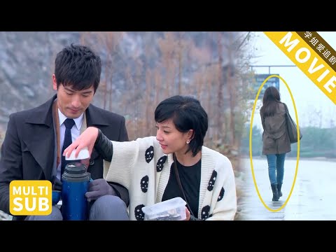 Видео: Жена видела мужа в亲密 с lover, ушла не оглянувшись. Он запаниковал!