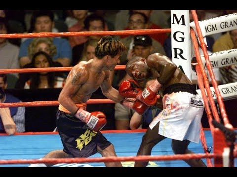 Видео: Мэнни Пакьяо - Лехлохоноло Ледваба (Manny Pacquiao - Lehlohonlo Ledwaba) Комментарии - Хлебников