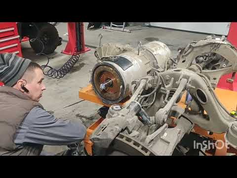 Видео: Ремонт двигателя Tesla Model S. Расходы на содержание Tesla. / Tesla Model S Engine Repair.