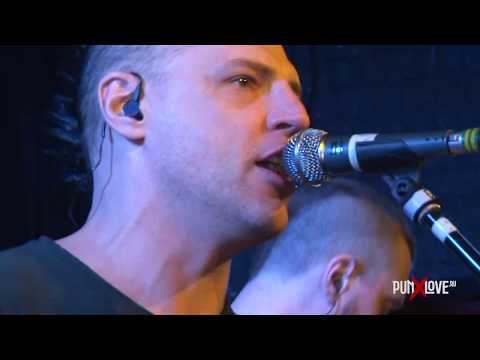 Видео: Интервью с группой Бригадный Подряд:  Почему мало народу ходит на панк-концерты?