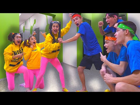Видео: КТО КОГО УДЕЛАЕТ в КОЛЛЕДЖЕ ? ДЕВОЧКИ vs ПАЦАНЫ