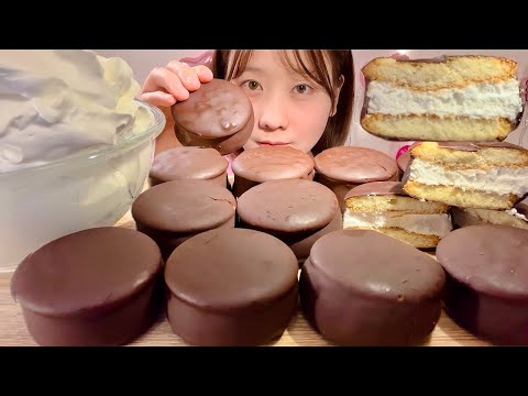 Видео: ASMR шоколадный пирог【русские субтитры】【Mukbang/ Eating Sounds】