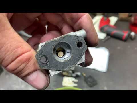 Видео: Обратные клапаны карбюратора