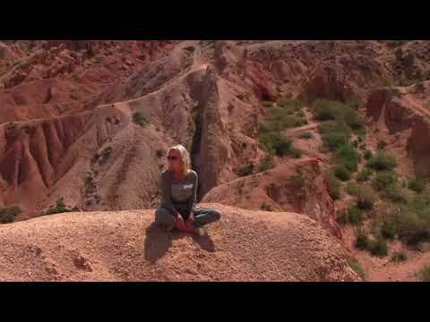 Видео: Кыргызстан 2017-  каньон СКАЗКА, южный берег  ИССЫК КУЛЯ