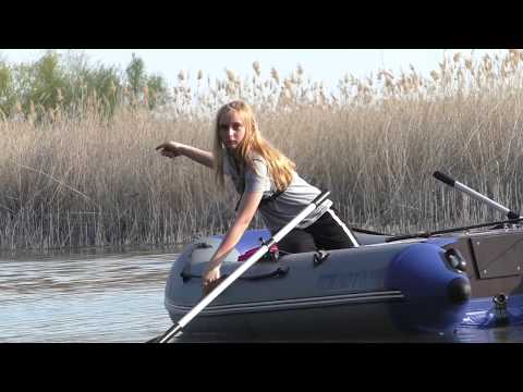 Видео: Рыбалка 2019 ЭТА РЫБИНА ОТОРВАЛА СНАСТЬ ПЛЫВЕМ ЗА НЕЙ