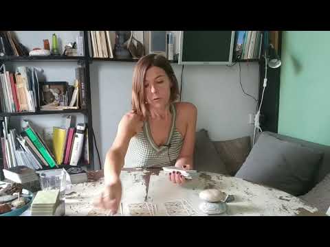 Видео: 🔥 ЧТО ОН ЖДЁТ ОТ МЕНЯ? Гадание таро онлайн