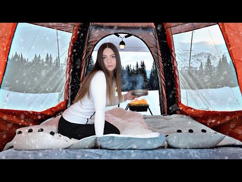 Видео: Кемпинг в Снежных Горах с Новой Надувной палаткой. Ночую в -12 без печки