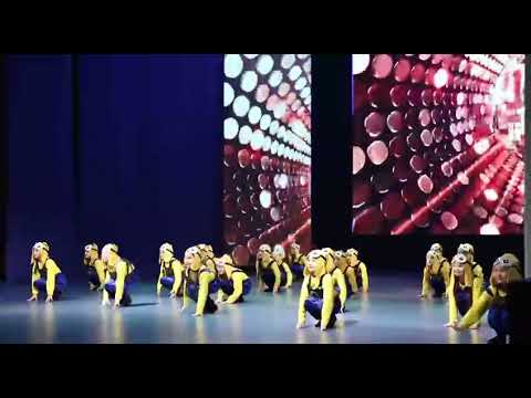 Видео: 2 номер: танец “Миньонов”