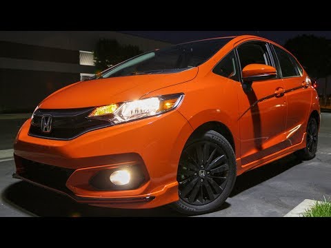Видео: Обзор Honda Fit Sport: выгодное приобретение