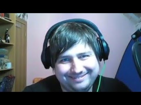 Видео: Нарезка смешных моментов со стрима CHUDO8585:НОВОГОДНИЙ PUBG ОТ СОЛДАТ!