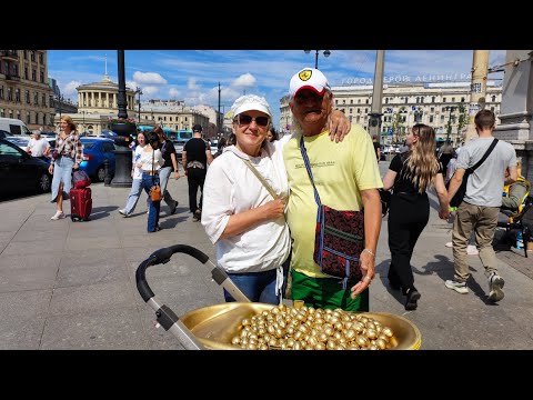 Видео: 41. Ресторан "Большая Кухня" в Галерее. Вид на СПб сверху. Снова волшебница с Золотыми Орешками.