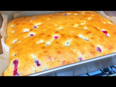 Видео: Пеките хоть Каждый день🍋Все смешал и в Духовку!Пирог на Кефире за 5 минут!Просто и очень вкусно!