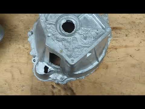 Видео: Колокол (переходник) кпп ВАЗ двигатель ЗАЗ для самодельной буровой установки на скважину!