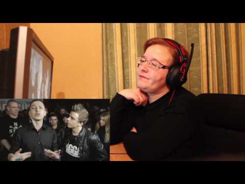 Видео: РЕАКЦИЯ МАМЫ НА [VERSUS #1 : Oxxxymiron VS Johnyboy] ЧАСТЬ 2