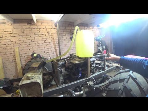 Видео: Вездеход болотоход с короткой базой с двигателем ваз первый запуск трогаемся с места