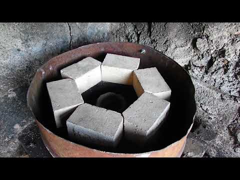 Видео: Масляная печь для варки в тигле. Постройка 2