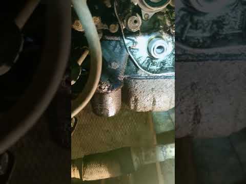 Видео: Замена сальника коленвала на митсубиси лансер 9