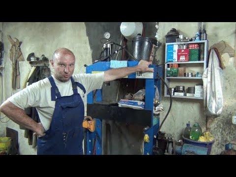 Видео: Обзор пр...... )))) приводов иж- техно спорт( сравнительный).