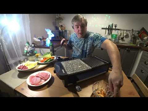Видео: Обзор раклетницы Kitfort - KT1647 Готовлю вкусную еду.