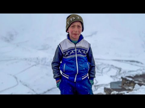 Видео: Жизнь в интересной 5000-летней деревне: Азербайджанская деревня Кыналык