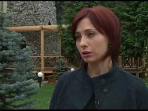 Видео: Преподаватель Йоги Айенгара Элина Танделова-Наркевич "Открывающая тайны сознания "