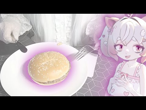 Видео: Витуберша Ивавва хрустит бургером на протяжении часа. мукбанг!