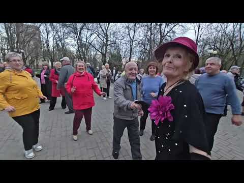 Видео: 7.04.24г..."За Глаза Твои Карие"... В. Хозяенко... звучит на танцполе в Гомеле...