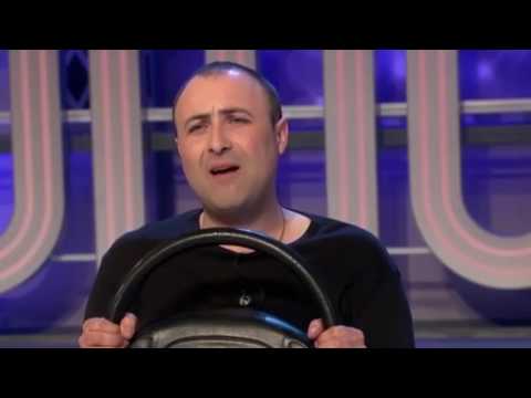 Видео: Комиците: Катаджия спира Хленчев