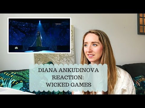 Видео: Реакция преподавателя вокала на «Злую игру» Дианы Анкудиновой