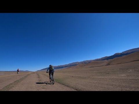 Видео: Вот почему обязательно нужно ехать. Велотур Ассы Бартогай. Закрытие сезона 2021.