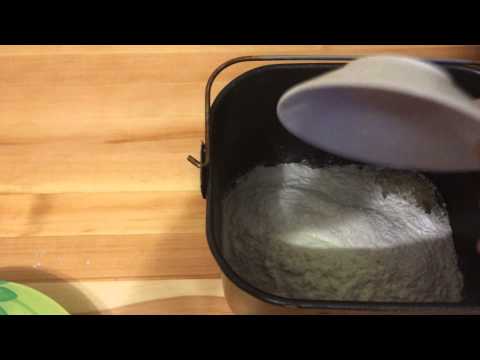 Видео: Хлеб на закваске в хлебопечке