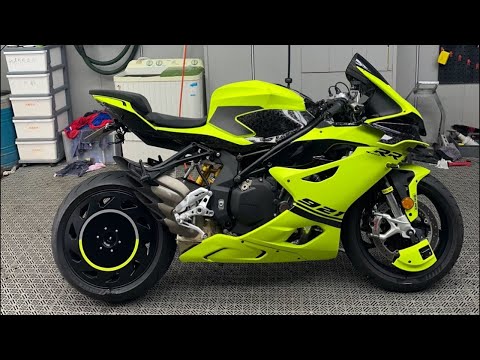 Видео: Мото ситуации 2025 в Москве ,мотобат Мотоцикл bmw s 1000rr srk921rr, srk800rr прохват гонки