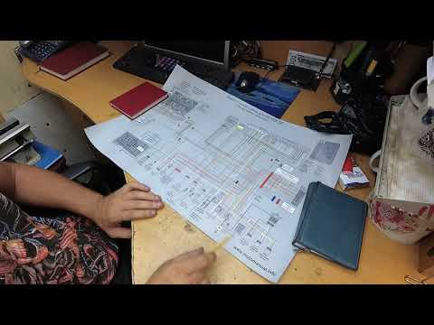 Видео: Как работает задняя скорость honda Gold Wing gl 1500