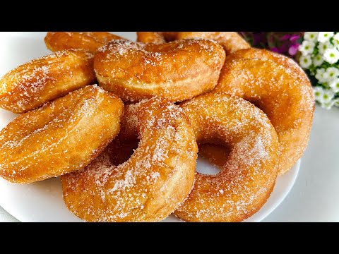 Видео: Просто вода, мука и йогурт и приготовьте эти вкусные пончики! Легкий и пушистый, без яиц #asmr