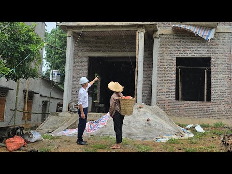 Видео: Бедную мать-одиночку выгнали из дома, и она встретила доброго инженера, который ей помог. Ли Тиу Нга