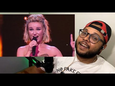 Видео: POLINA GAGARINA Полина Гагарина   Я твоя Live at Мегаспорт REACT BAGRECELOS