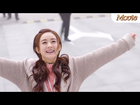 Видео: Нищая девушка, над которой смеялись в автобусе, стала женой президента!🔥