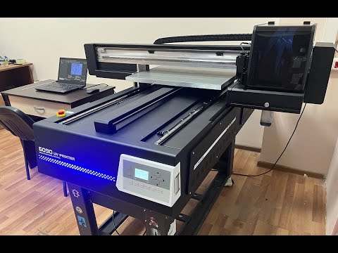 Видео: Планшетный УФ принтер FS-6090uv с тремя печатающими головками Epson F1080