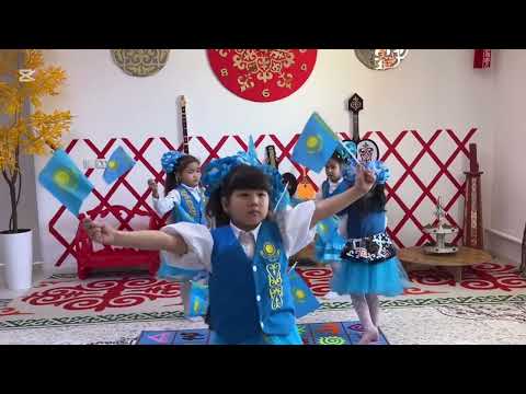 Видео: “Өнерім саған-Қазастан!”   “Бәйтерек” бөбекжайы. “Балауса” тобы ересек тобы. Би: “Алға Қазақстан” .
