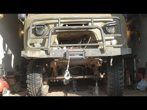 Видео: Установка ГУРа на УАЗ буханка (Ниссан Атлас)часть 1